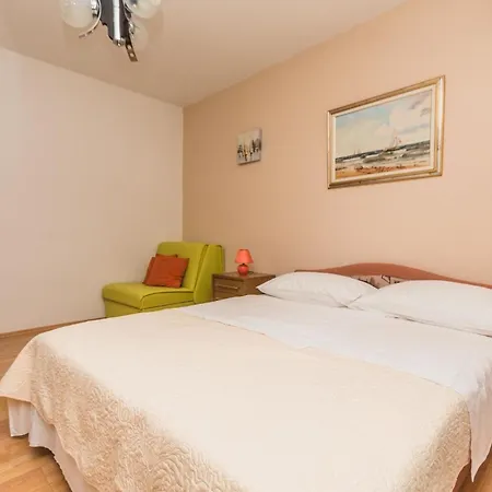 Schoene Erdgeschosswohnung Mit Sonnenterrasse Apartment Dramalj