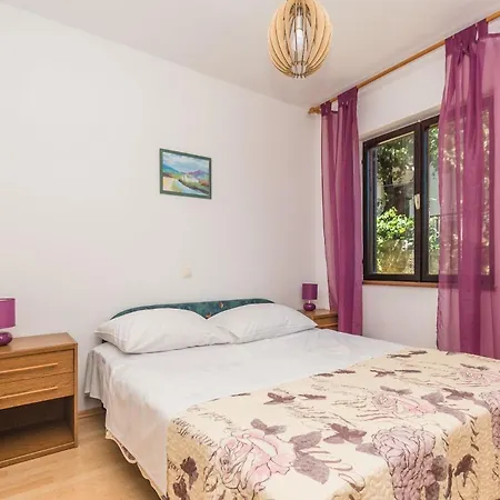 Schoene Erdgeschosswohnung Mit Sonnenterrasse Dramalj