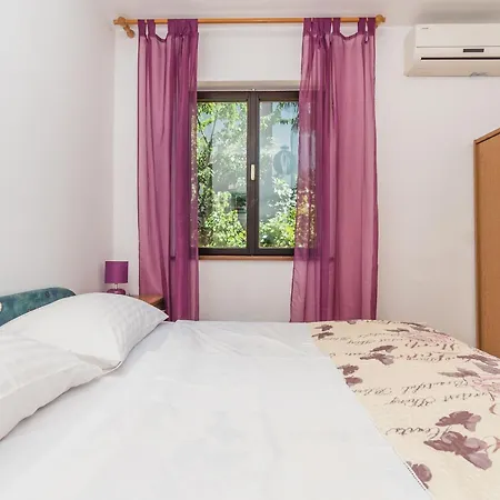 公寓 Schoene Erdgeschosswohnung Mit Sonnenterrasse