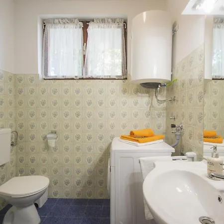 公寓 Schoene Erdgeschosswohnung Mit Sonnenterrasse 德拉马利